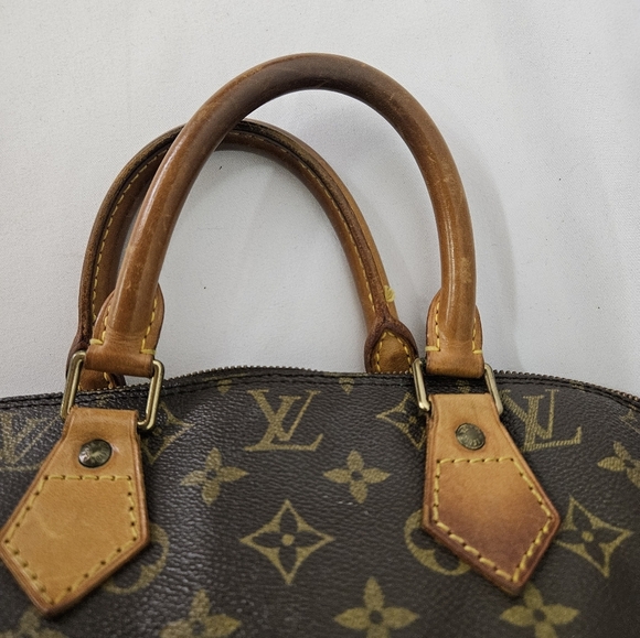Louis Vuitton Alma PM Handbag in Monogram Canvas and Leather in Brown - Picture 4 of 15